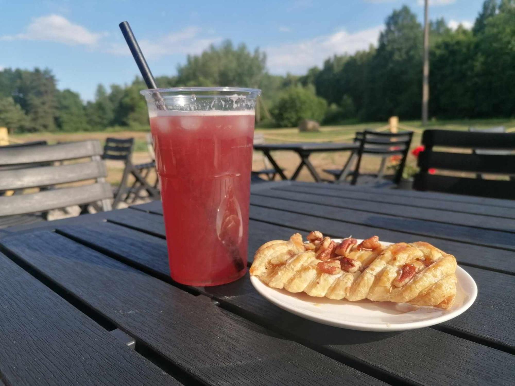 Gamtos Slenis Kaimo Turizmo Sodyba Bardinai Exteriör bild